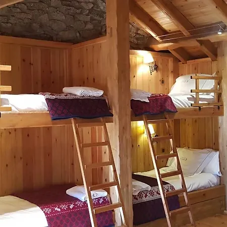 Lujoso Refugio Tradicional De Montana 丰罗穆